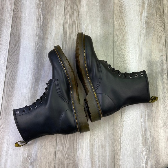 Dr. Martens 1460 Boots Womens Size 10 Black Original Smooth Leather Lace Up - Picture 11 of 14